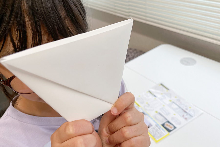 耐水折り紙で作ったコップ