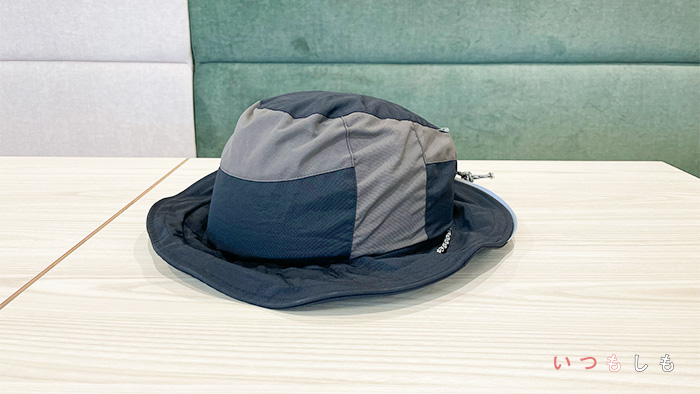 OGKカブトDAYSのブラックの写真。帽子型です。