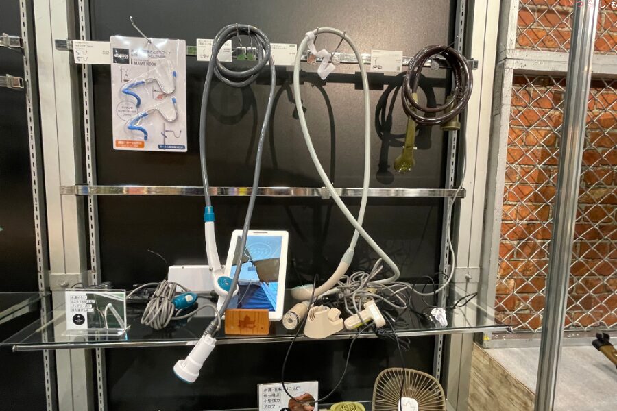 LOGOSのポータブルシャワー2種の展示