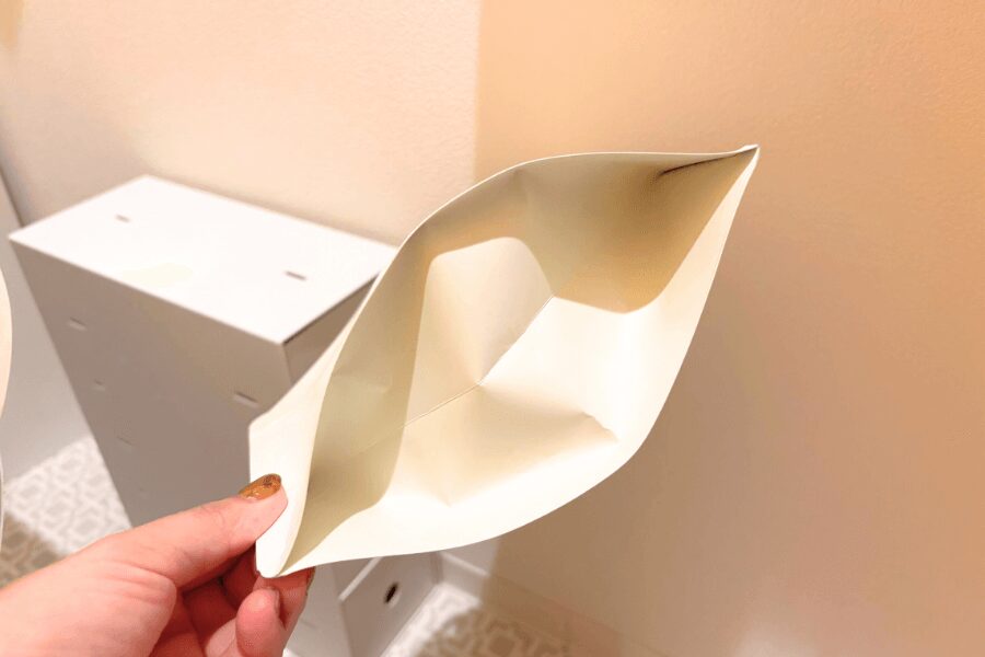 使い捨てサニタリーバッグのマチ