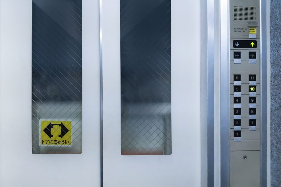 エレベーターイメージ