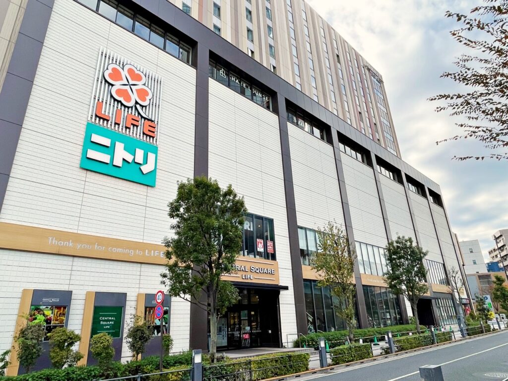 ライフ_ファサード