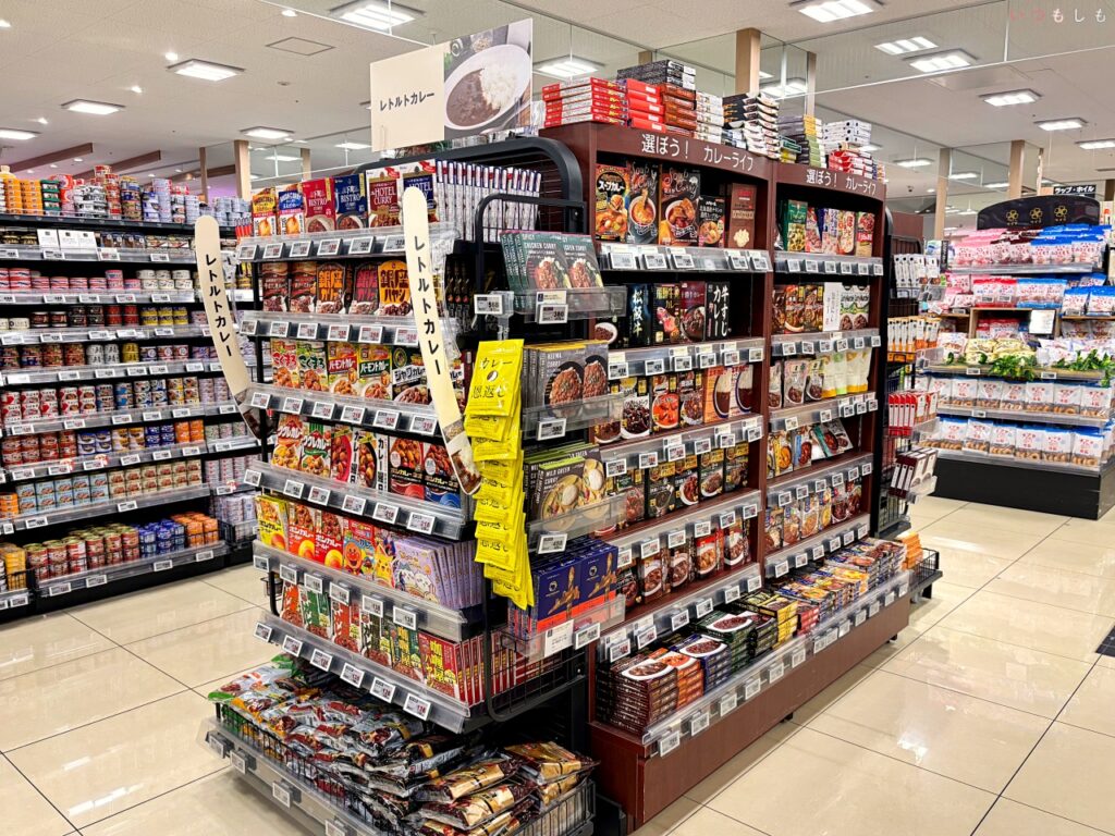 ライフ_レトルトカレー売り場