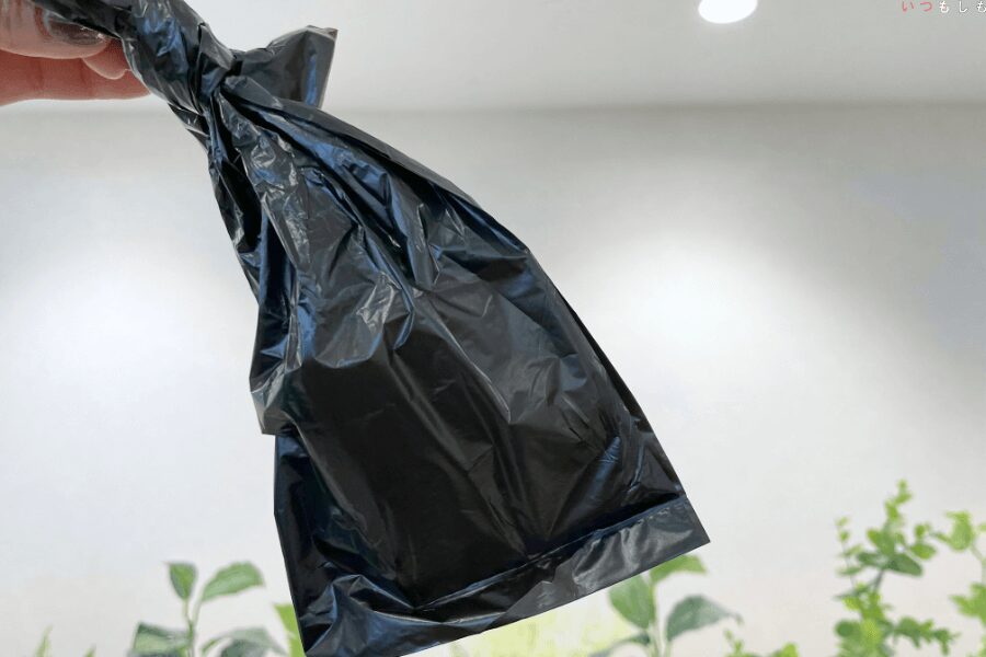 HEAVENJapan防災下着レビュー_袋ゴミ入れたところ